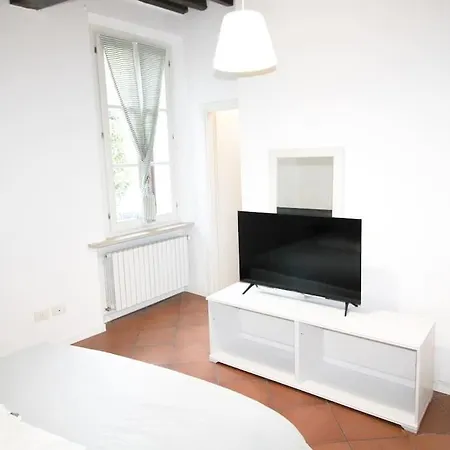 Beautiful Center - Posti Auto Privati Prenotabili Parma