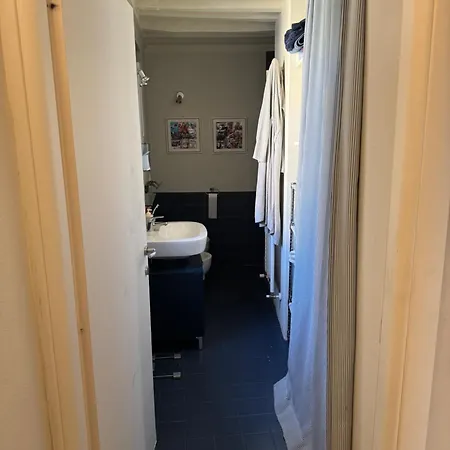 Apartment Beautiful Center - Posti Auto Privati Prenotabili Parma