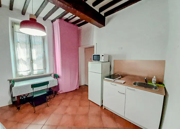 Beautiful Center - Posti Auto Privati Prenotabili *